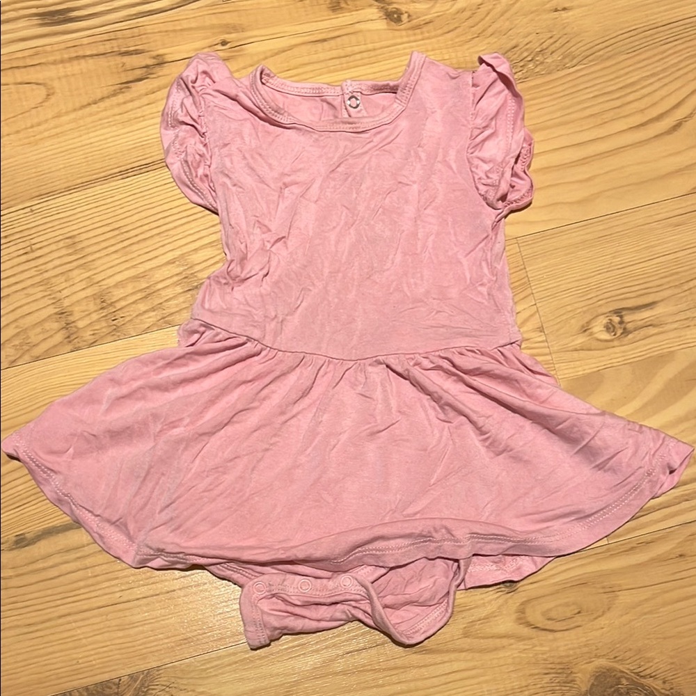 Kyte Baby Pink Bodysuit Twirl with Ruffled Sleeves